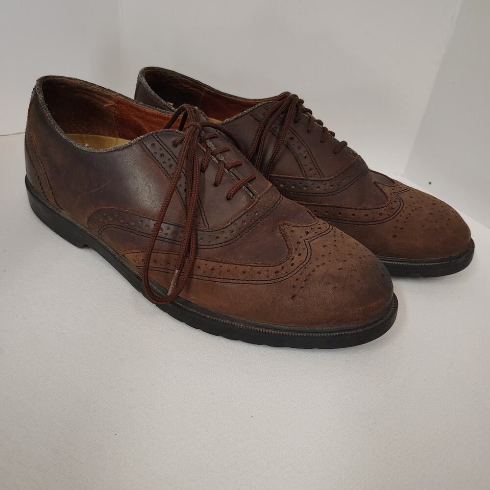 St Johns Bay Leather Wingtip Oxford Mens Size 8 Brown Brogue Dress Shoes